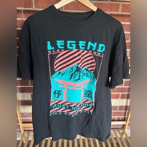 Legend graphic tee